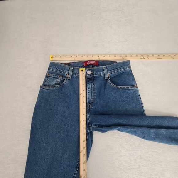 Levi's Classic Relaxed Boot Cut Stretch 550 Jeans medium wash ladies Size 8L - Picture 6 of 11